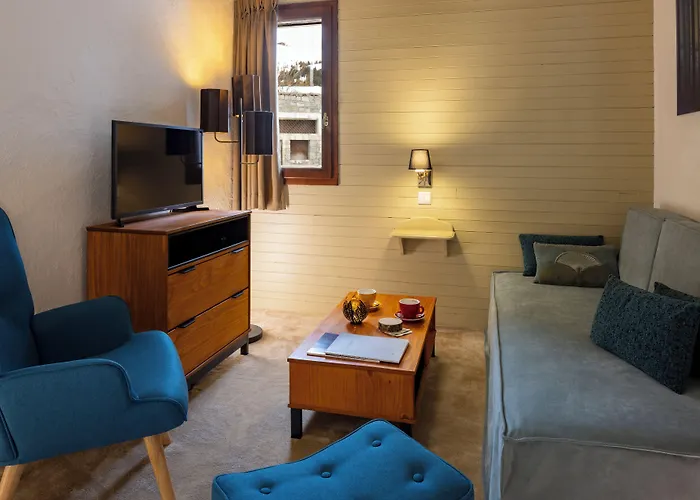 Otel Courcheneige 4*