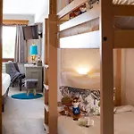 ホテル Courcheneige 4*